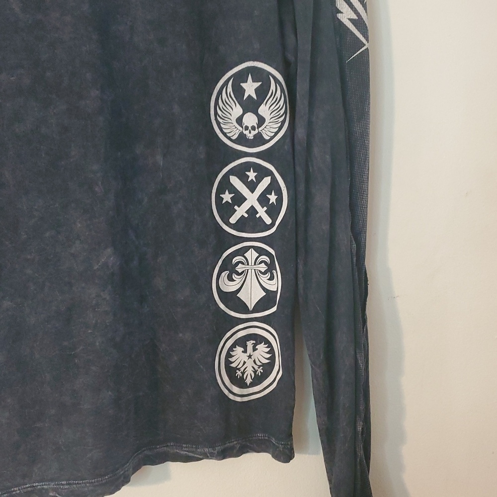 Mens Affliction Burnout Longsleeve Top Size Medium Back Arm Chest Graphic - Picture 7 of 9